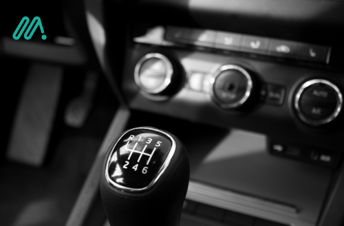 Automaat of schakelauto: wat verkoopt nu makkelijker?